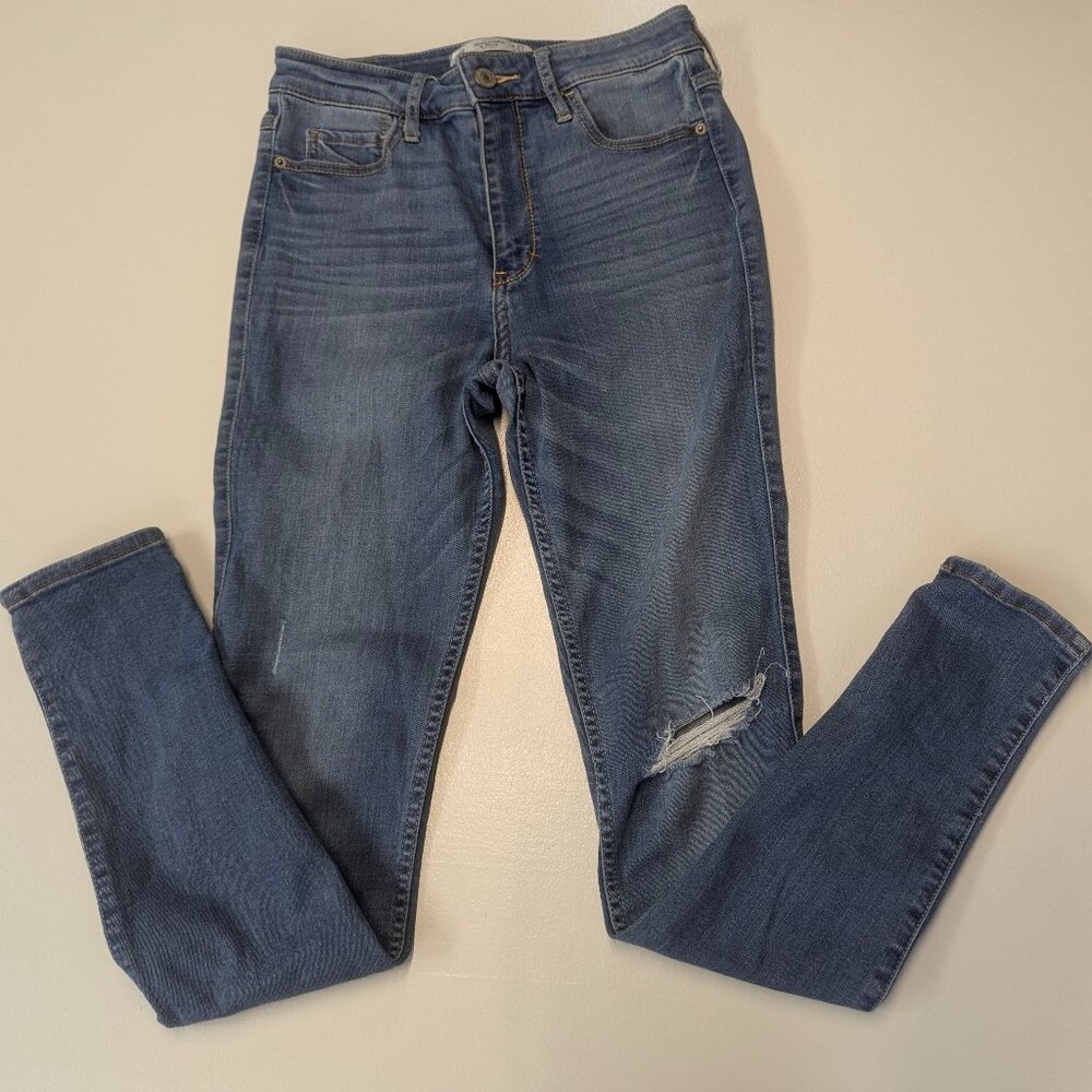 Abercrombie and Fitch High-Rise Super Skinny Jeans 27/31